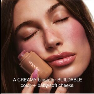 💋 Rhode Sleepy Girl Blush *NEW